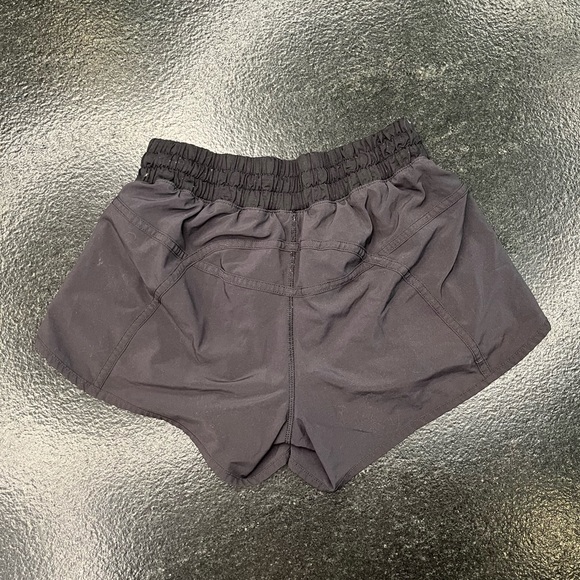 lululemon Tracker running shorts, Color: Black, Size: 8 - Picture 2 of 3